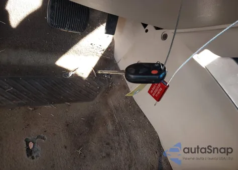 2009 Ford Escape Xlt z USA, uszkodzony, nr VIN 1FMCU93GX9KB77344